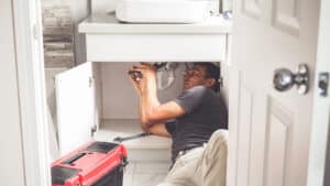 Factors-To-Consider-When-Shopping-For-A-Plumber-_-Oak-Ridge,-TN