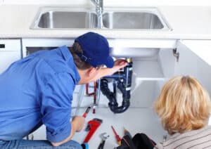 6-Things-To-Check-Before-Hiring-An-Emergency-Plumber-_-Knoxville,-TN