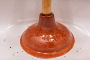 7-Reasons-You-May-Need-Emergency-Plumbing-Service-_-Lenoir-City,-TN