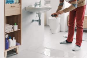 Bathroom Leak Diagnosis.