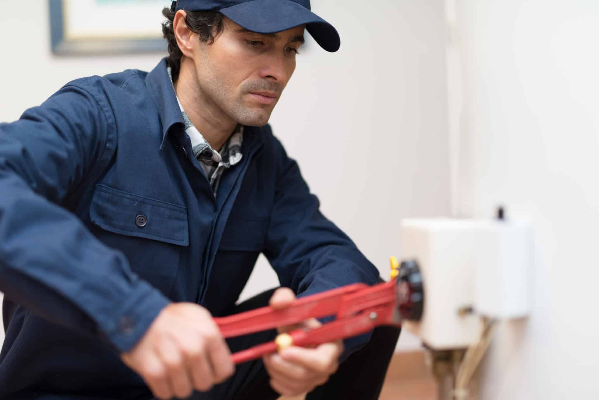 Signs you need water heater repair in Oak Ridge.